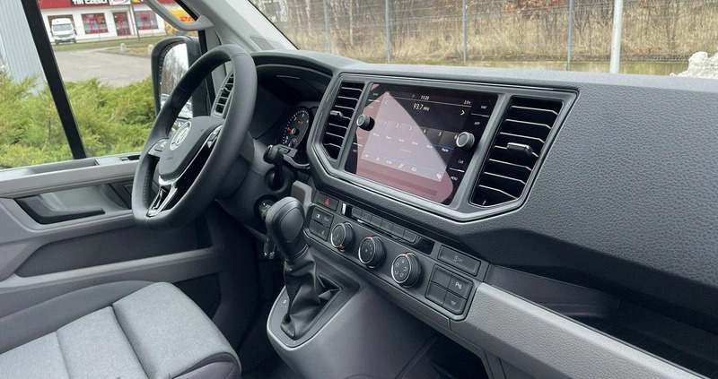 Volkswagen Crafter cena 214881 przebieg: 5, rok produkcji 2024 z Dzierżoniów małe 137